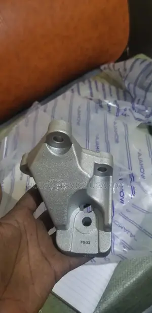Volvo Xc90 Engine Support or Mounting Bracket Designed for Drivetrain