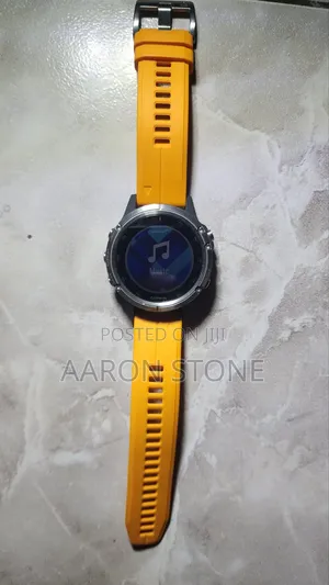 Garmin Fenix 5 Plus Sapphire Titanium Orange Band
