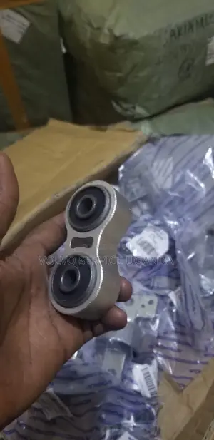 Volvo Rear Track Control Rod or Stabilizer Link,Xc90, S60, and V70.