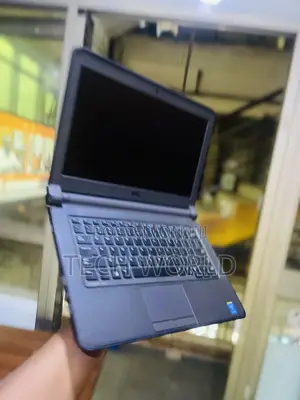 Laptop Dell 4GB Intel Core i3 HDD 500GB