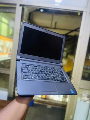 Laptop Dell Latitude 13 3340 4GB Intel Core i5 HDD 500GB