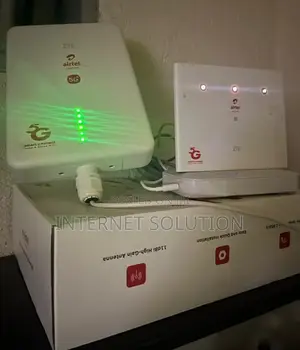 Super Fast 5g Router With 12 Hour Back Up Powerbank