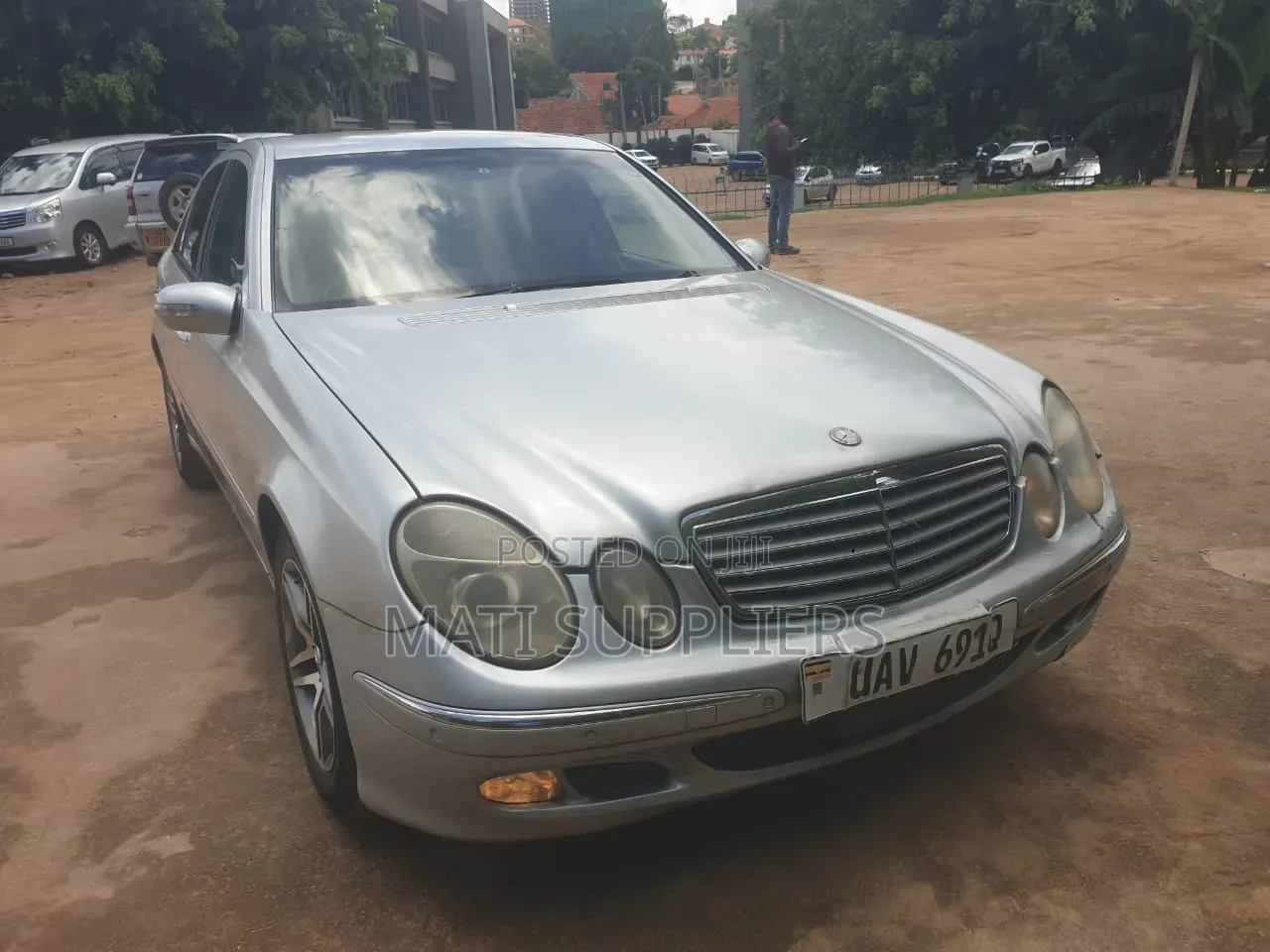 Mercedes-Benz E240 2004 Silver