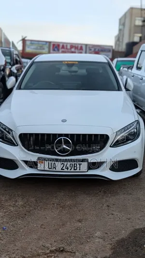 Mercedes-Benz C180 2012 White