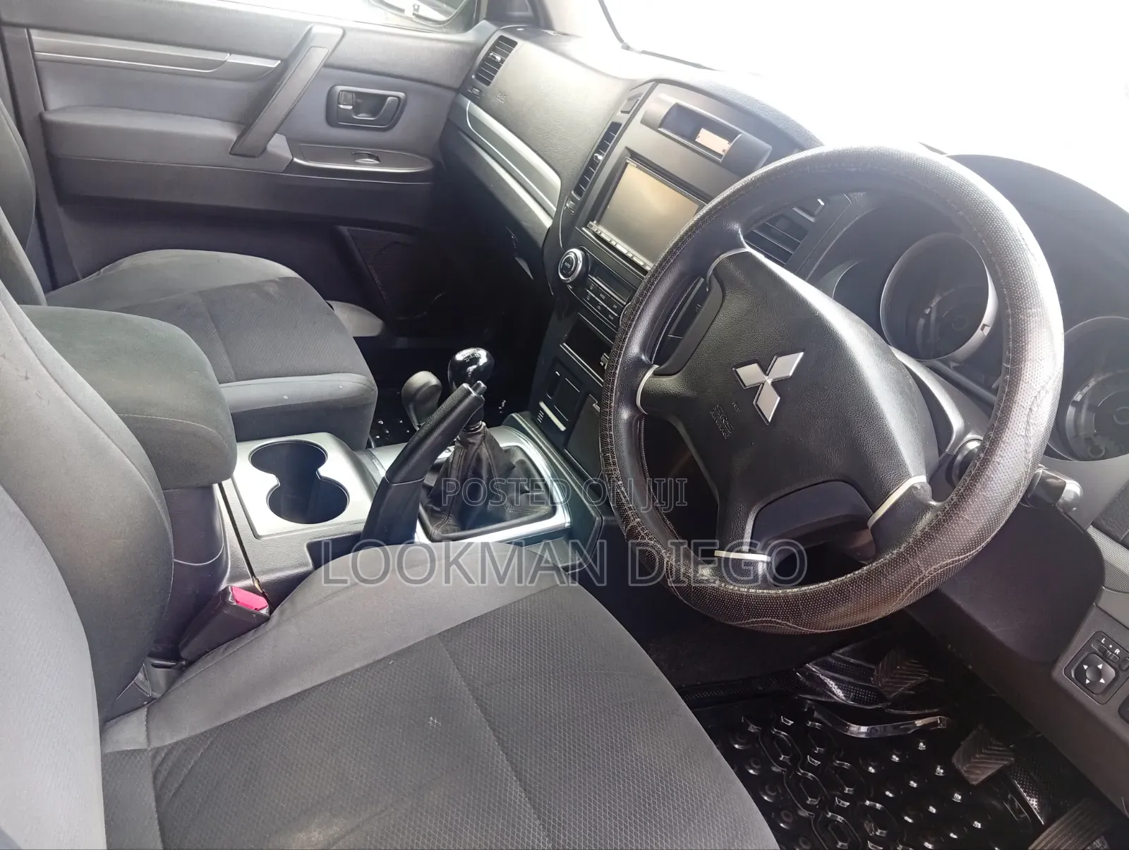 Mitsubishi Pajero 2008 Silver