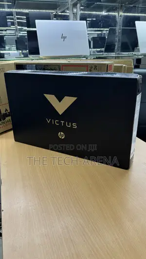 New Laptop HP Victus 16 16GB Intel Core i7 SSD 512GB