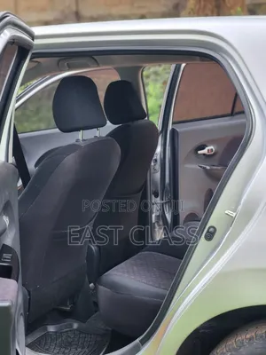 Toyota IST 2008 Silver