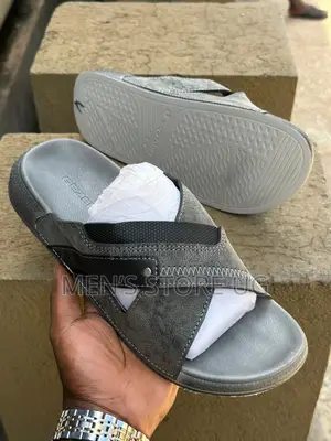 Men’S Classic Genuine Leather and Rubber Sole Open Sandals