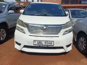 Toyota Alphard 2011 White