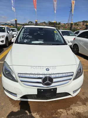 Mercedes-Benz B-Class B180 Petrol 2012 White