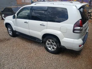 Toyota Land Cruiser Prado 2007 White