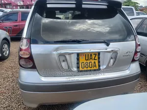 Toyota Nadia 2003 Silver