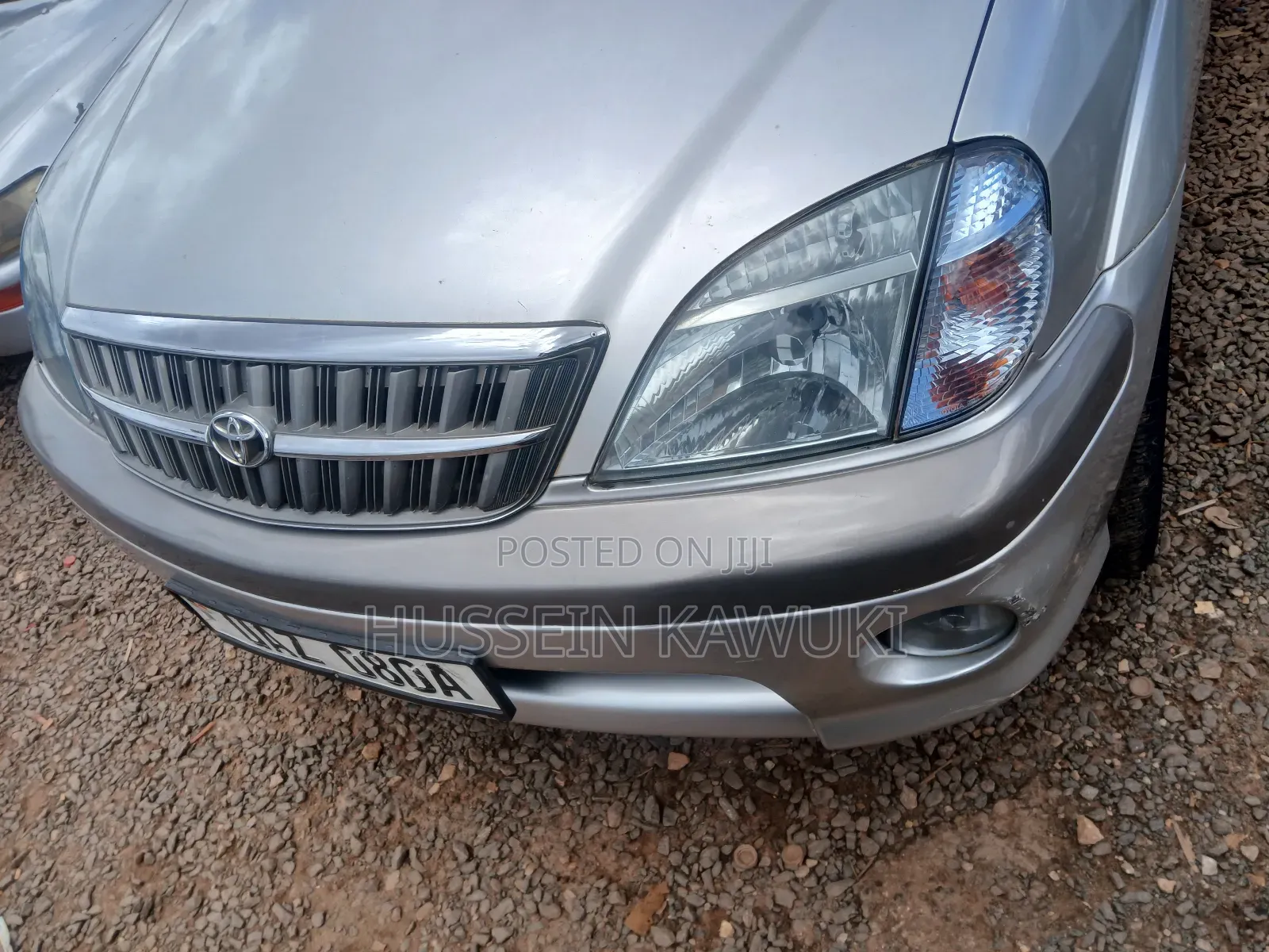 Toyota Nadia 2003 Silver