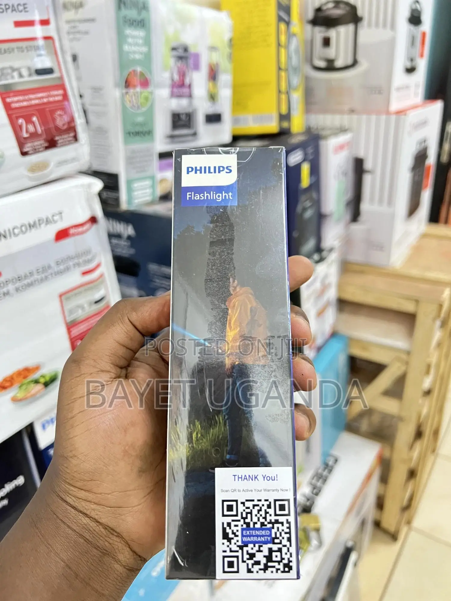 Philips Handheld Torch Light, 2000mah Rechargeable Torch Light
