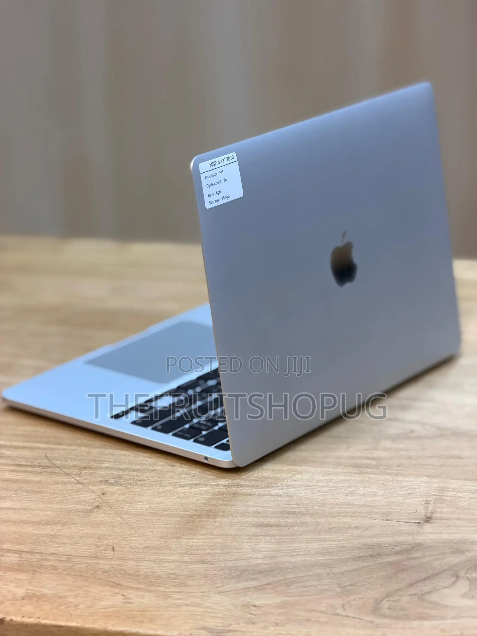 Laptop Apple MacBook Pro 2020 M1 8GB Apple M1 SSD 256GB