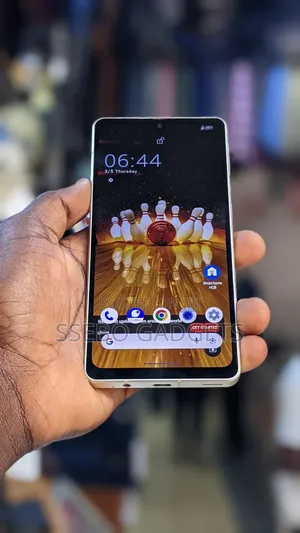 Sharp Aquos sense7 plus 128 GB White