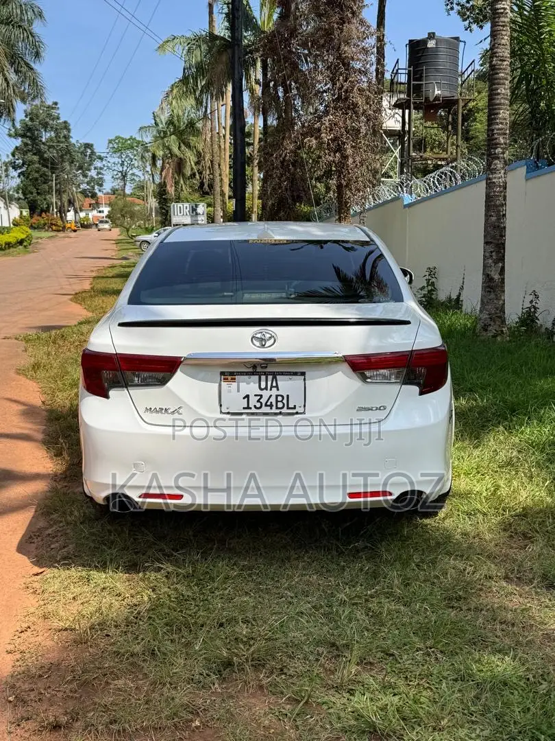 Toyota Mark X 2013 White