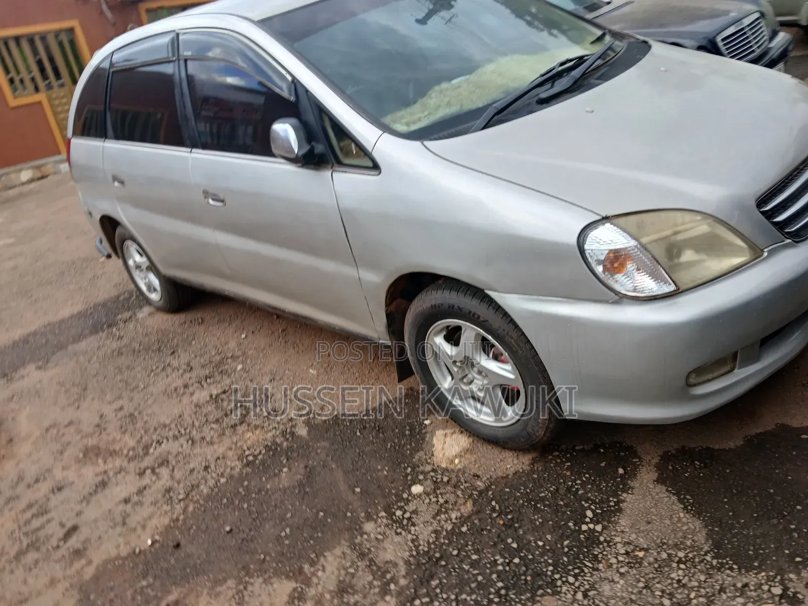 Toyota Nadia 2003 Silver