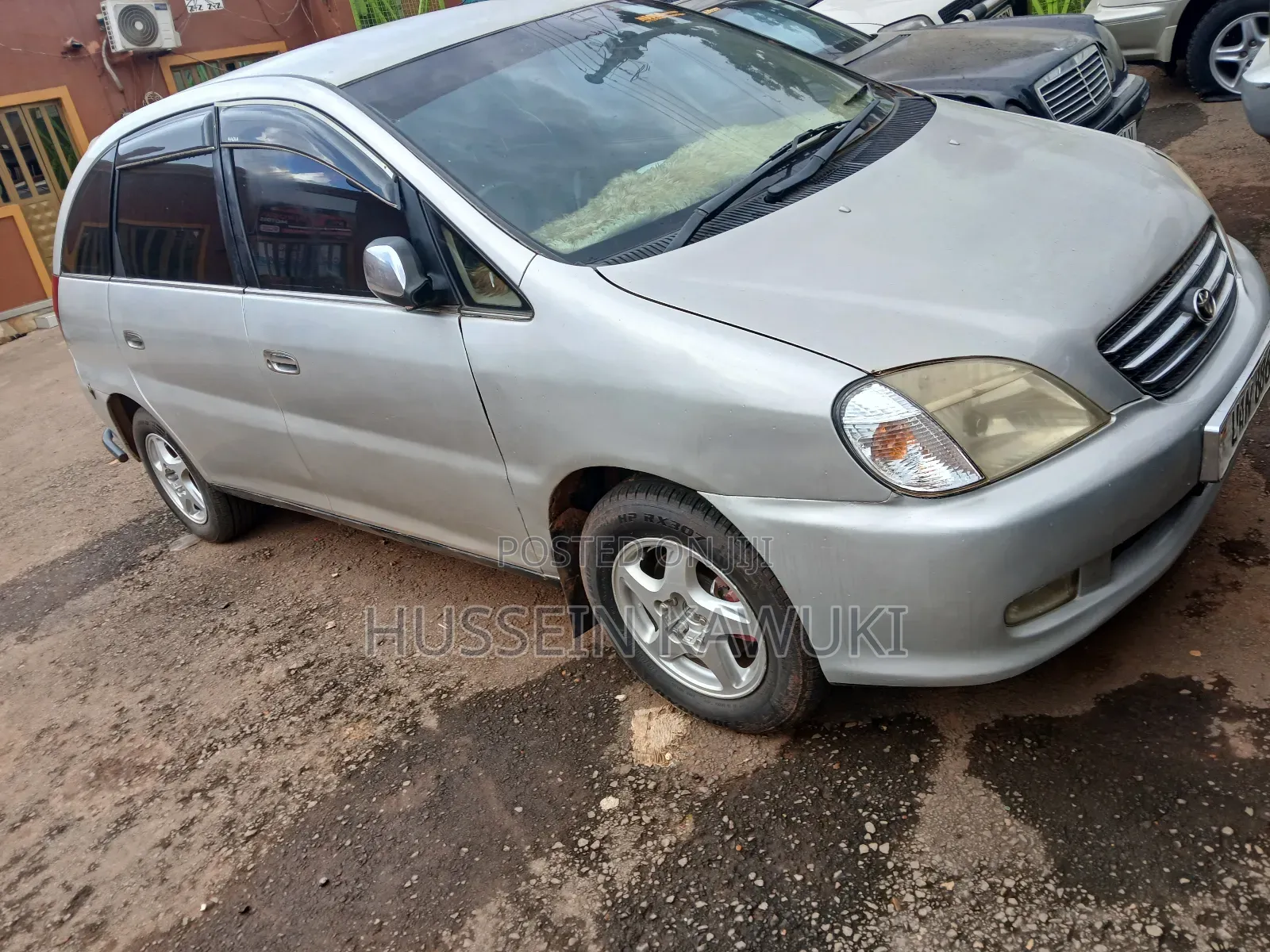 Toyota Nadia 2003 Silver