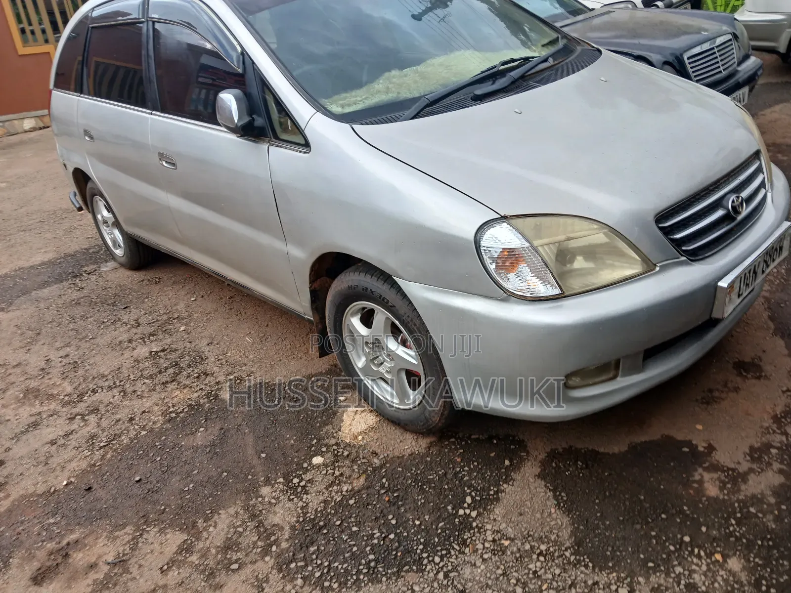 Toyota Nadia 2003 Silver