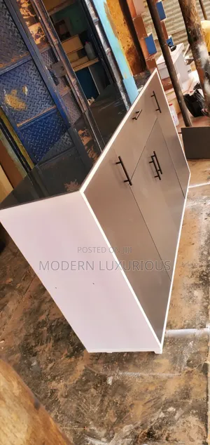 Kitchen Kabinat/Kitchen Kabinat White Color and Gray Color