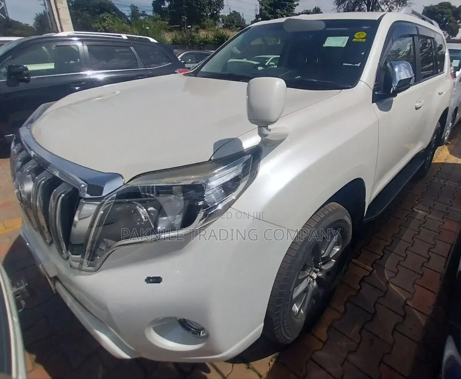 Toyota Land Cruiser Prado 2018 White