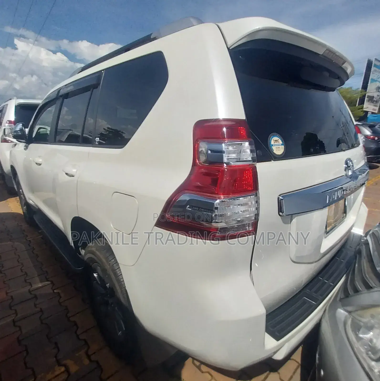 Toyota Land Cruiser Prado 2018 White
