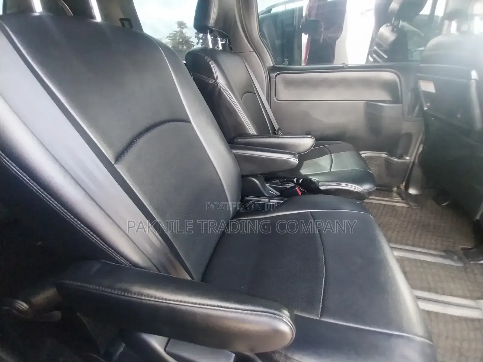 Toyota Noah 2017 White