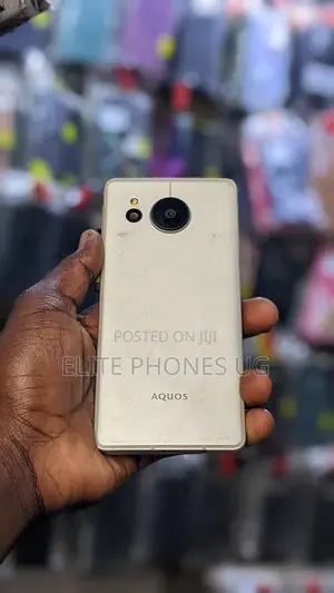 Sharp Aquos sense7 plus 128 GB White