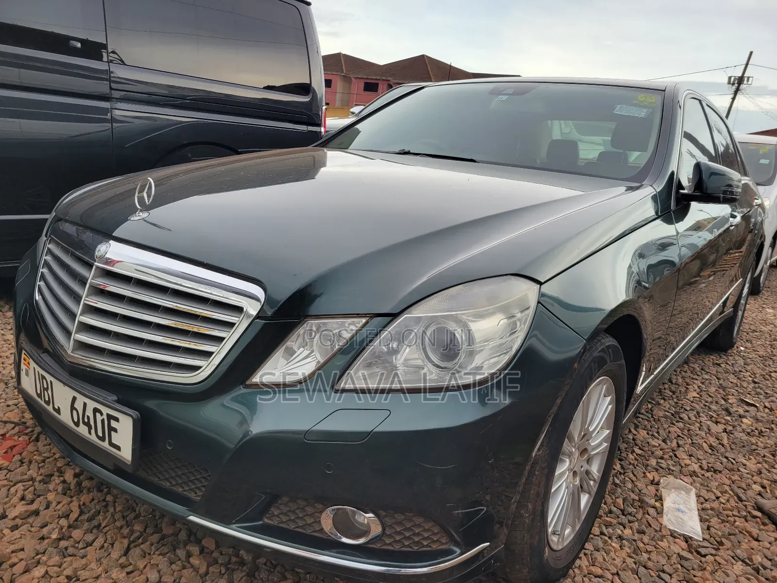Mercedes-Benz E300 2011 Green