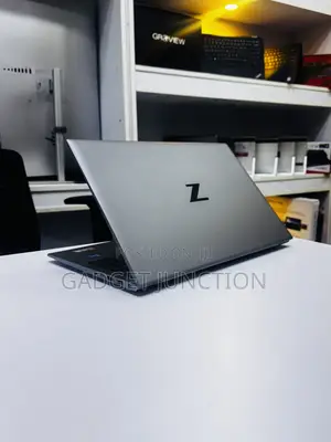 Laptop HP ZBook Firefly G8 16GB Intel Core i5 SSD 512GB