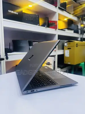 Laptop HP ZBook Firefly G8 16GB Intel Core i5 SSD 512GB