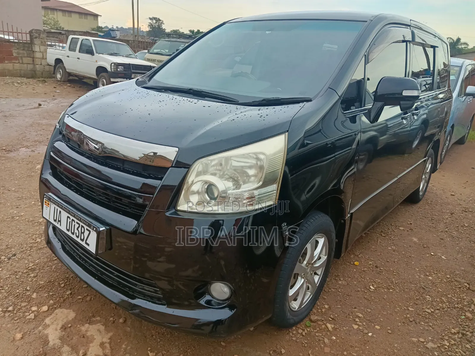 Toyota Noah 2009 Black