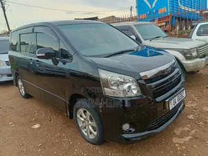 Toyota Noah 2009 Black