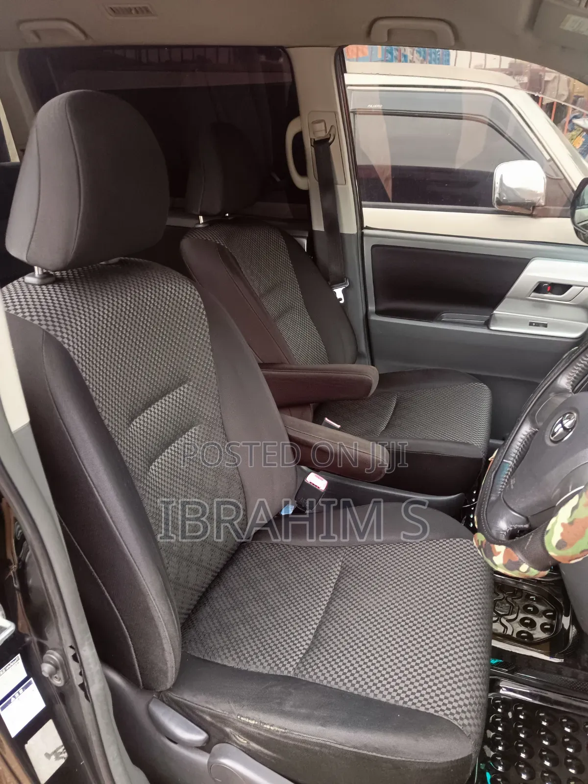 Toyota Noah 2009 Black