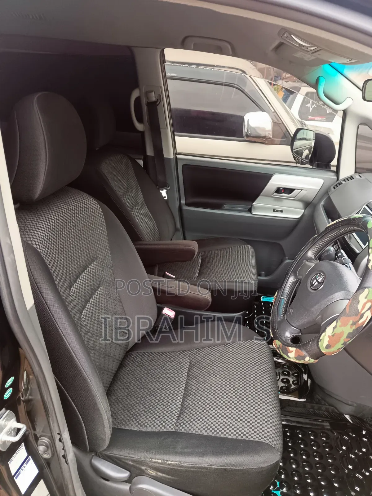 Toyota Noah 2009 Black
