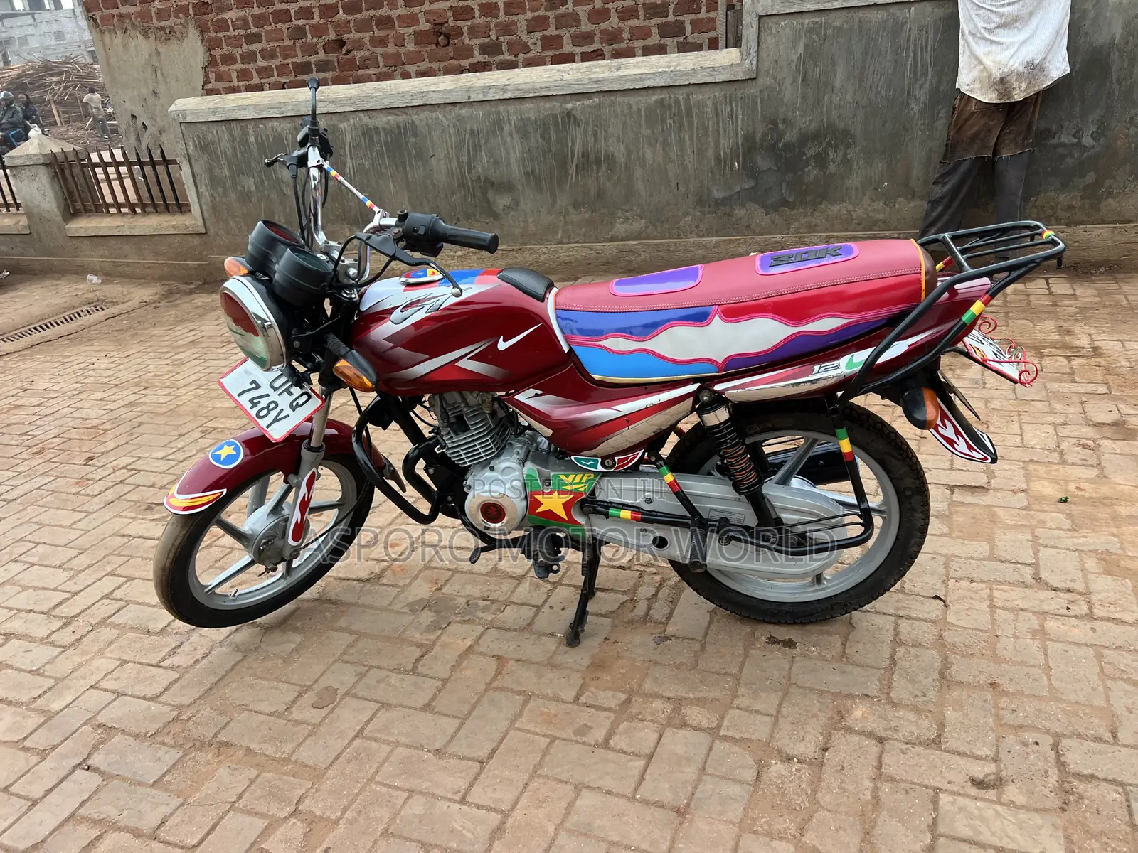 Bajaj CT 125X 2023 Red