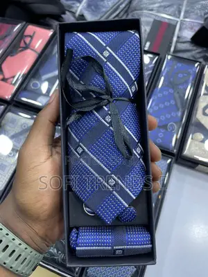Gentts Ties With Pocket Squares