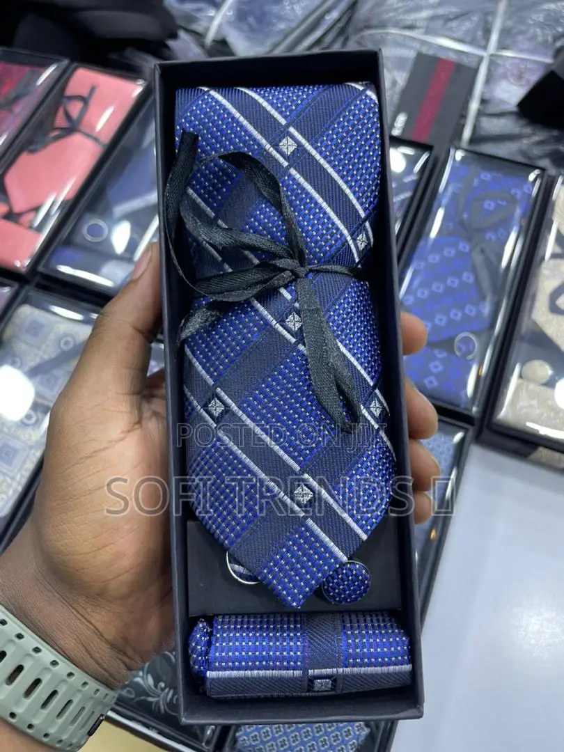 Gentts Ties With Pocket Squares