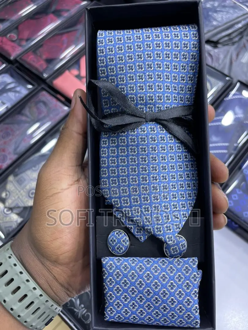 Gentts Ties With Pocket Squares
