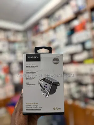 Ugreen Nexode Pro 45w Gan Fast Charger.