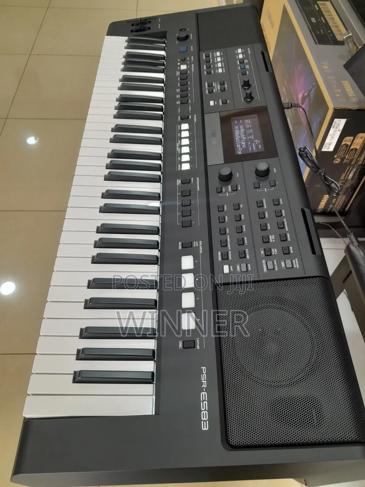 Yamaha Psre583