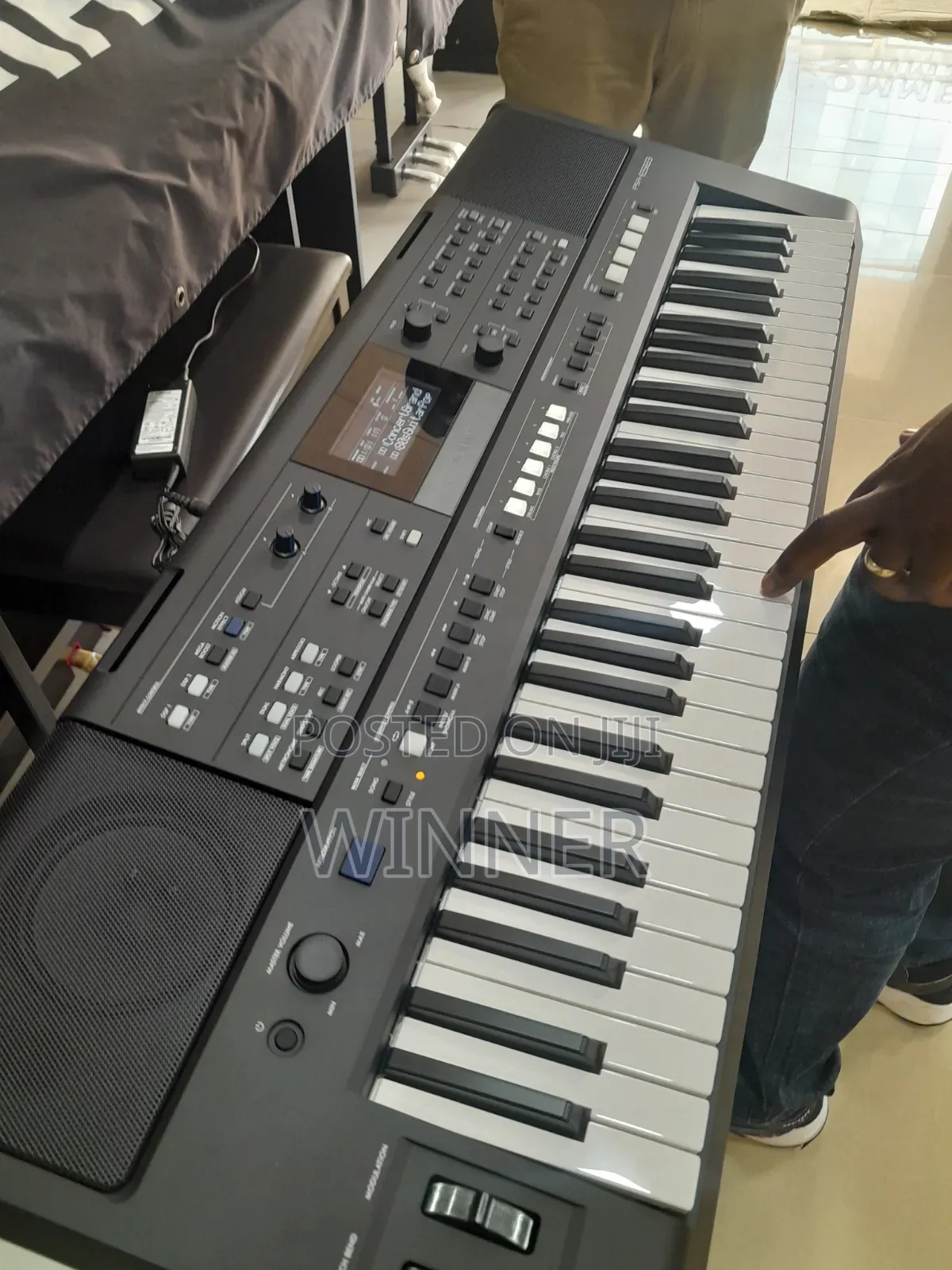 Yamaha Psre583