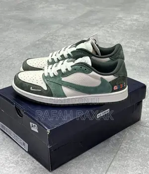 Gucci X Nike Air Jordan 1 Low Travis Scott Sneakers