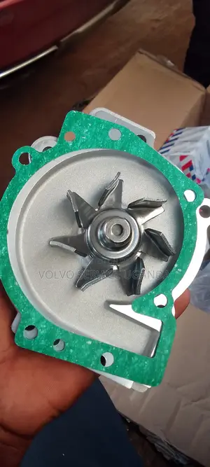 Volvo Xc90 2.5 Engine Water Pump