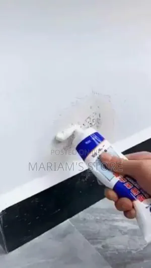 Wall Mending Sealant or Expanding Foam Used to Repair Cracks, Gaps,