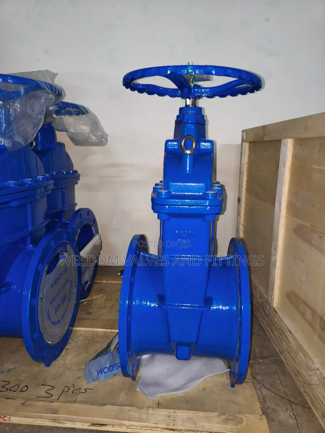 Gate Valve Pn16 - Sizes 2" to 24" Available
