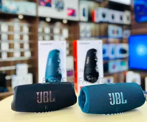 JBL Charge 5 Speaker