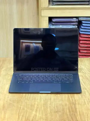 Laptop Apple MacBook Air 2023 M2 8GB Apple M2 SSD 256GB