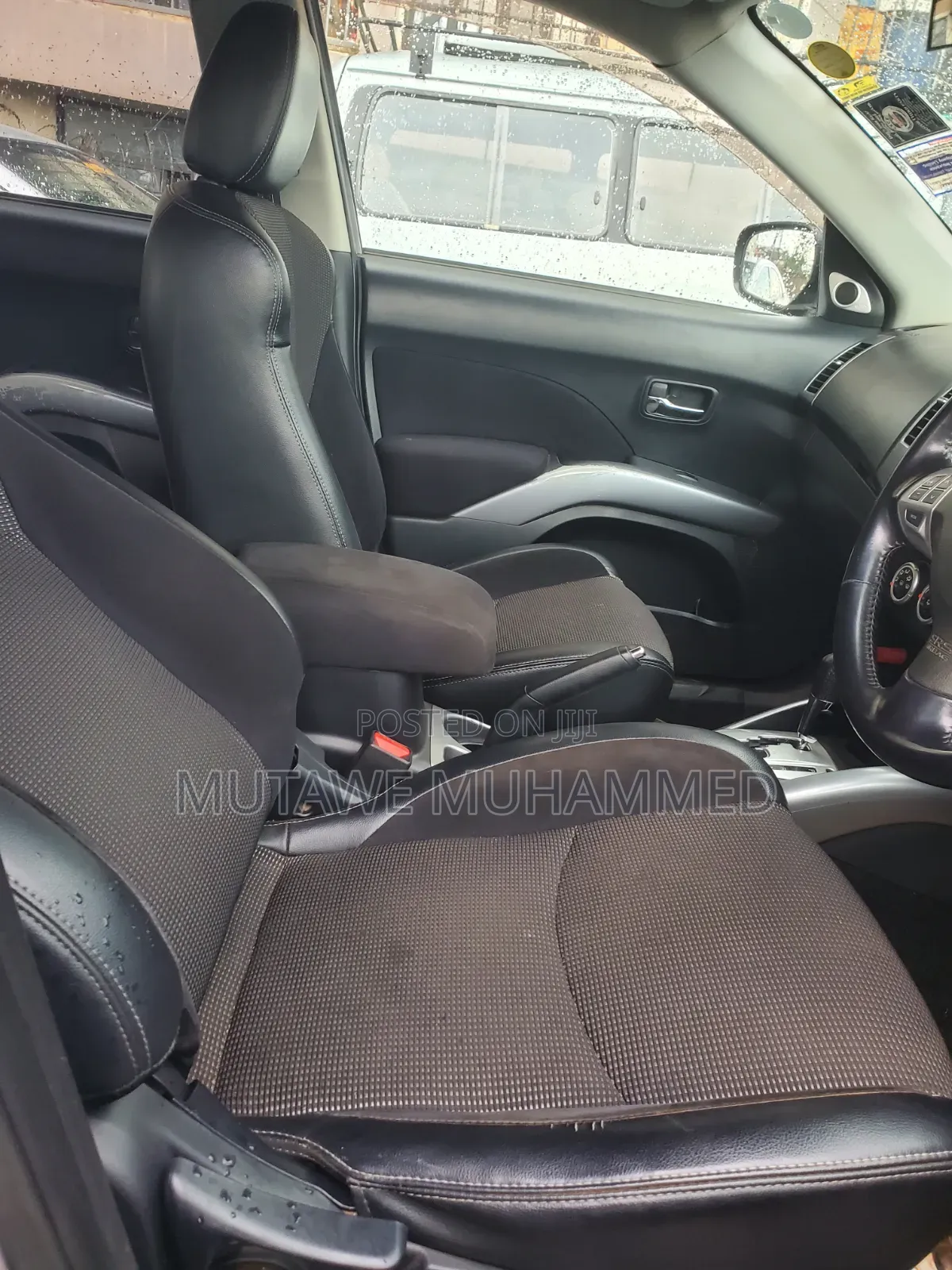 Mitsubishi Outlander 2010 Silver